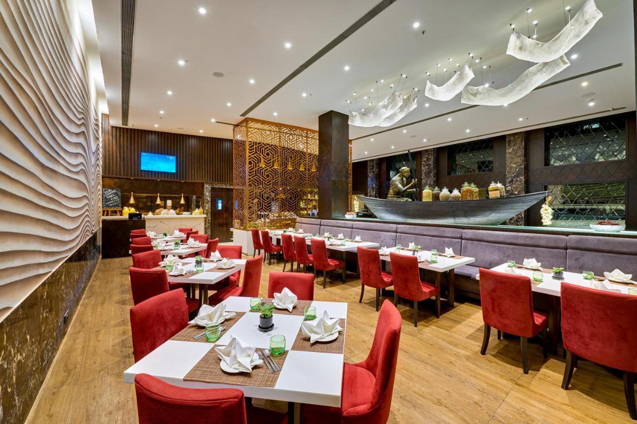 孟买金翅雀酒店 外观 照片